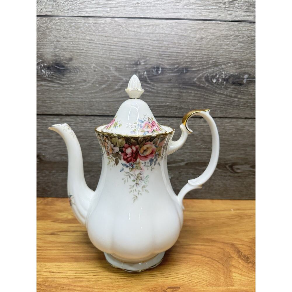 VTG Royal Albert Autumn Roses Teapot Bone China England 1981 Floral Gold Trim
